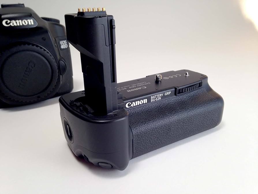 Amazon.com : Canon BG-E2N Battery Grip for Canon 20D, 30D, 40D
