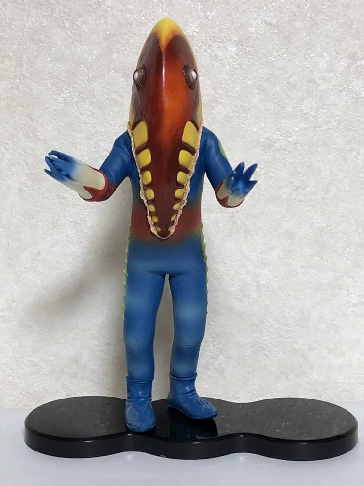 Amazon.co.jp: 大怪獣シリーズ メトロン星人 発光ギミック内臓 : おもちゃ