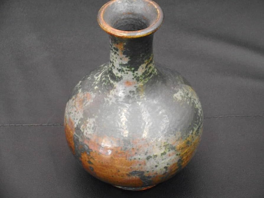 Amazon.co.jp: 足利焼 一輪指 今井理桂作 花瓶 共箱 : ホーム＆キッチン