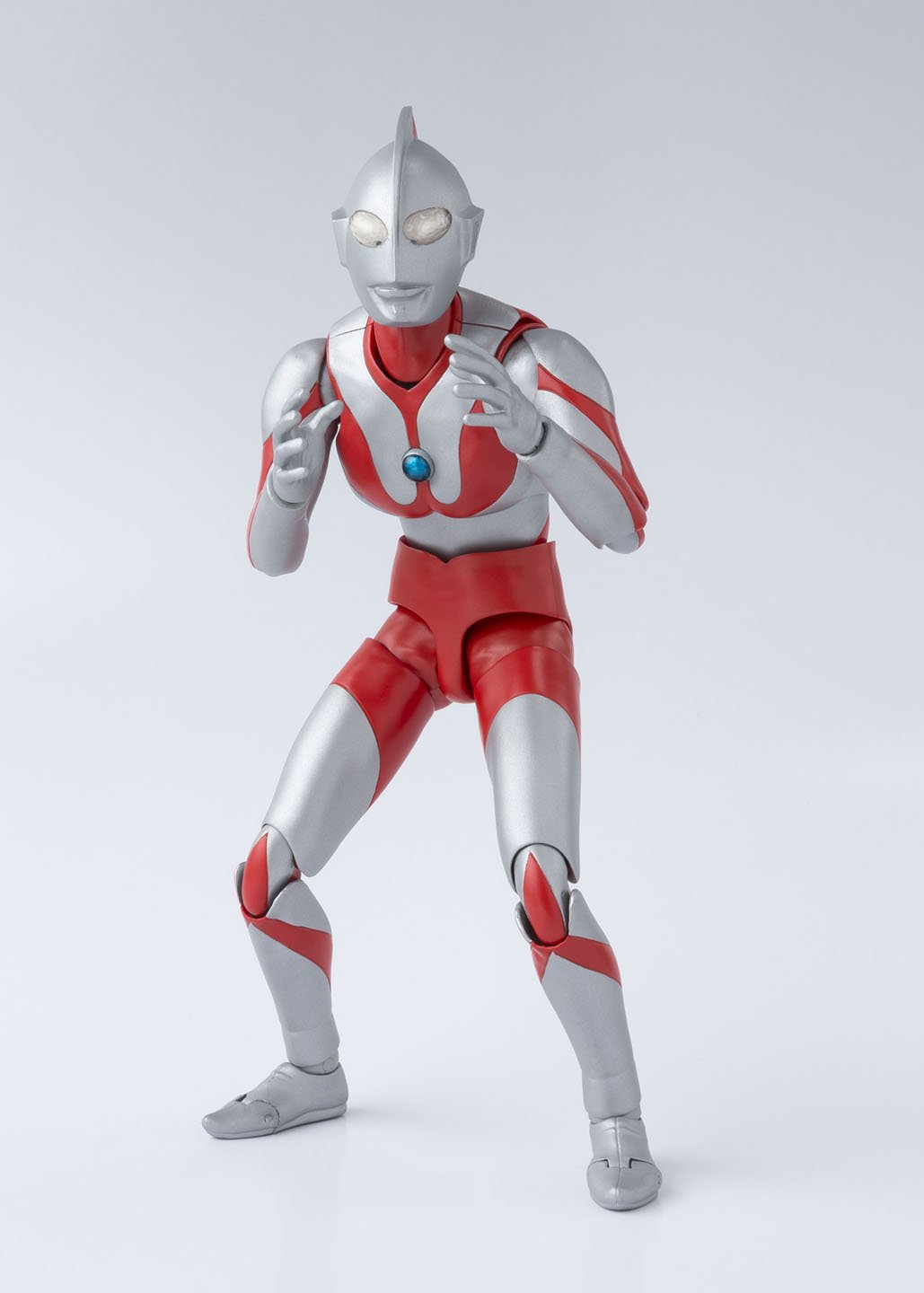 Amazon.co.jp: TAMASHII NATIONS S.H.フィギュアーツ ウルトラマン 約
