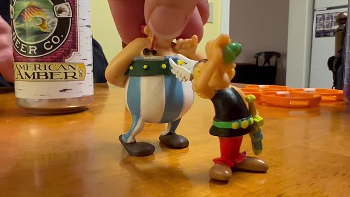 Amazon.com: Plastoy SAS PLA60558 Asterix and Obelix Figure with