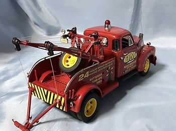 Amazon.co.jp: ダンバリーミント製1953年 シボレー レッカー 車 1/24