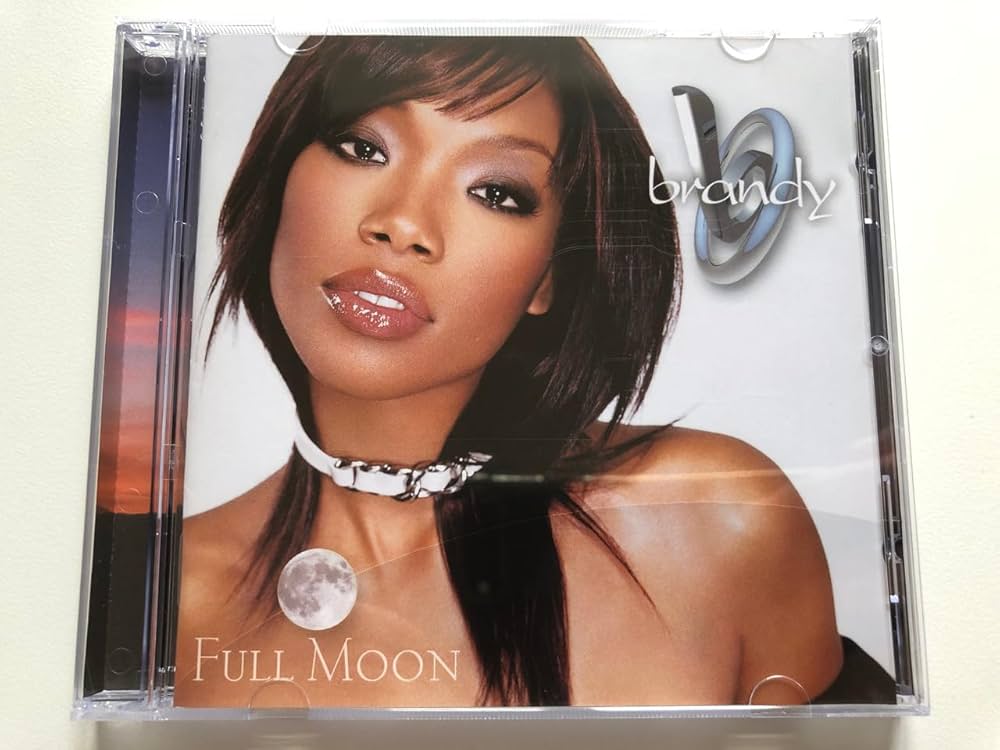 Amazon.com: Full Moon: 0075679311023: Stuart Brawley, Isaac