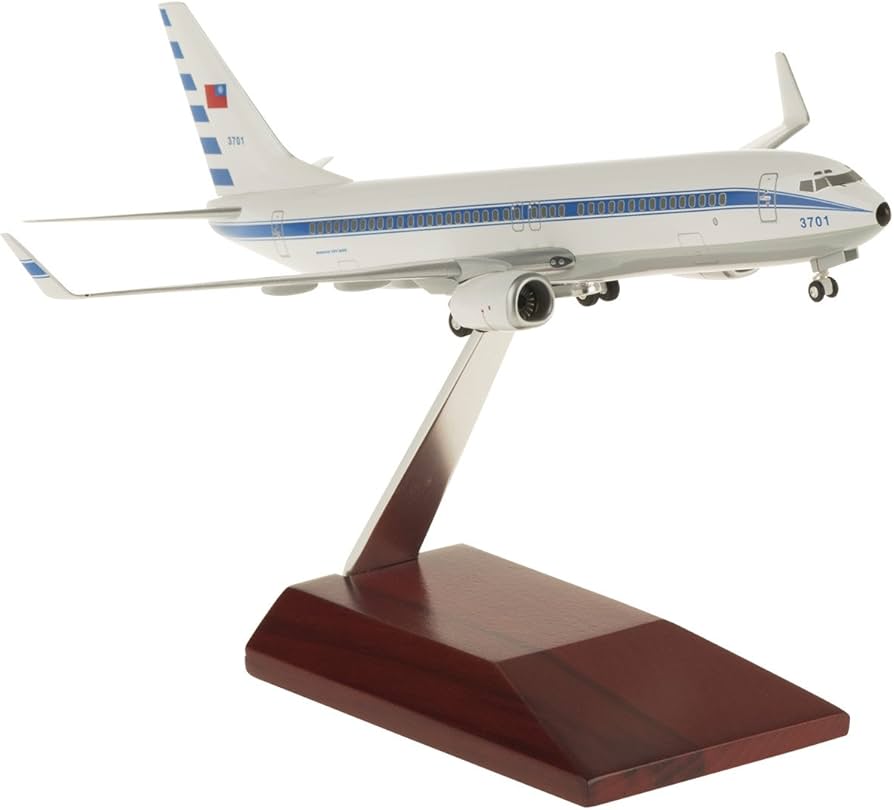 Amazon | hogan wings(ホーガンウイングス) 1/200 ボーイング 737-800