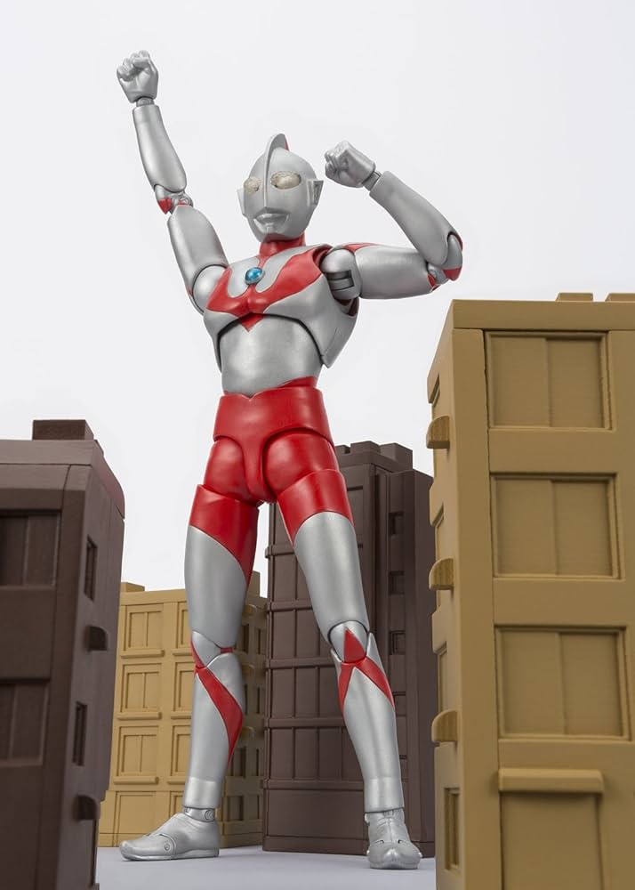 Amazon.com: BANDAI Hobby S.H. Figuarts Ultraman 50th Anniversary