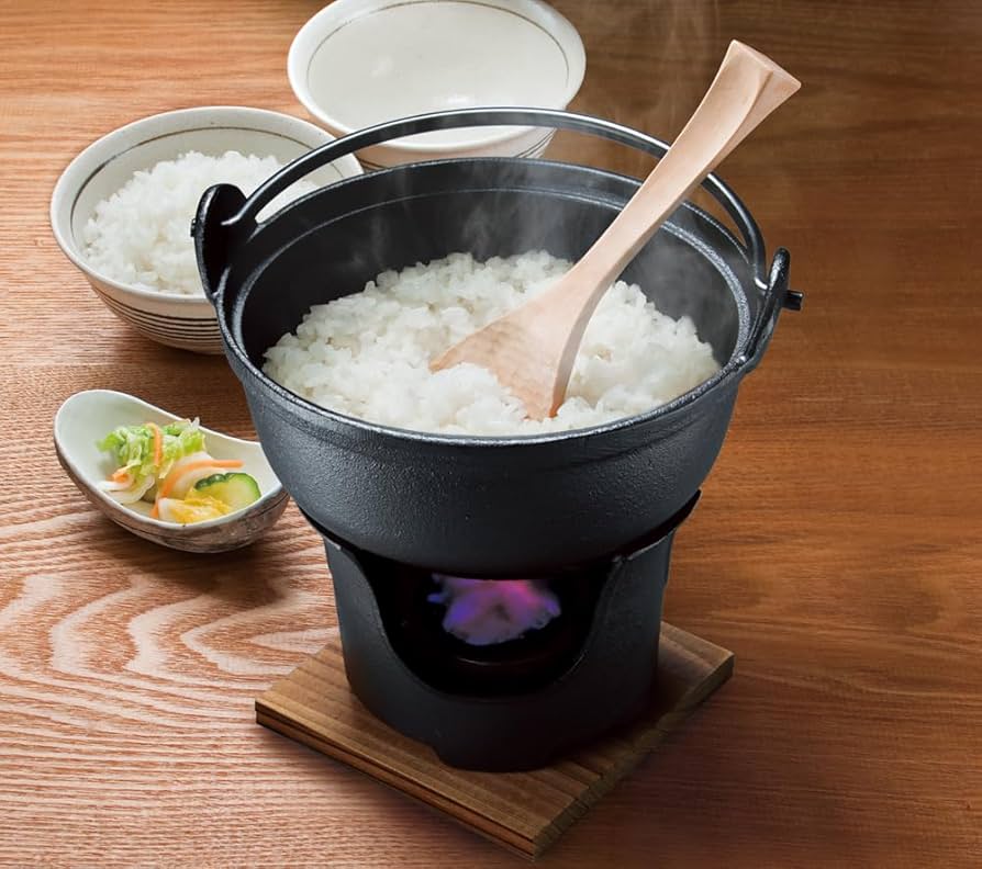 Amazon.co.jp: イシガキ いろり鍋 黒 16cm 木蓋付き コンロセット 鍋