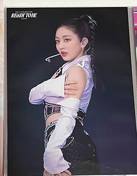 Amazon.co.jp: TWICE ジヒョ READY TO BE ライブフォトトレカ : おもちゃ