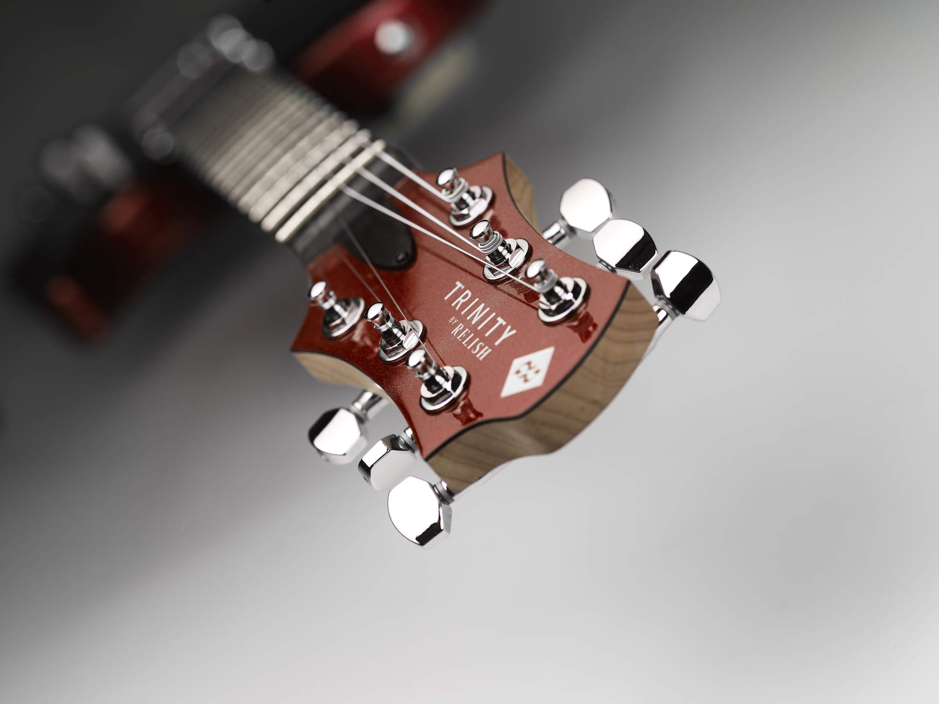 Amazon.co.jp: レリッシュギターズ TRINITY METALLIC RED/トリニティ