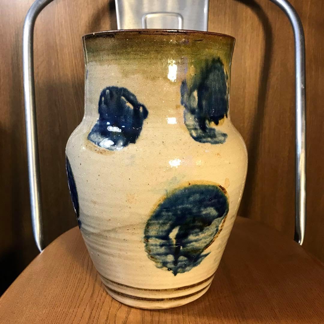 美しい古美蔵から釉薬のプチプチしたかなり雰囲気のある壺 美しい古美