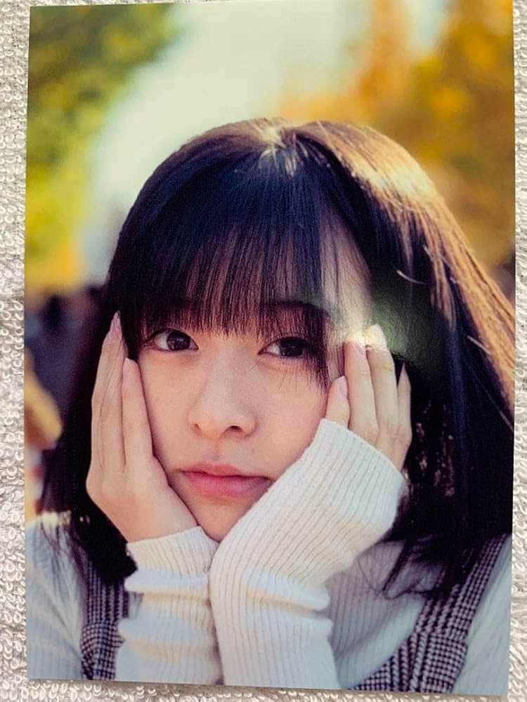 Amazon.co.jp: 森七菜写真D サイズはL版です。25枚セット : おもちゃ