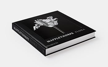 Amazon.com: Mapplethorpe Flora: The Complete Flowers