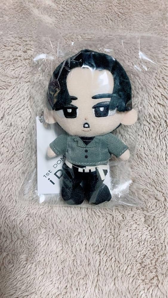 Amazon.co.jp: Snow Man すのチルぶら下がりシリーズ ver 目黒蓮 X