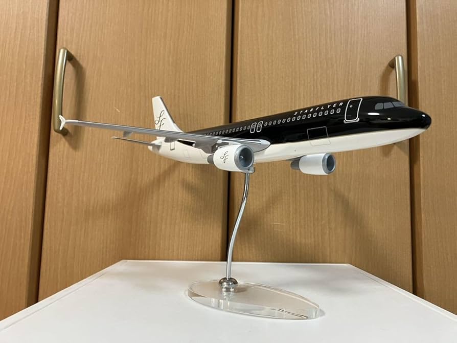 Amazon | 備品 1/100 スターフライヤー STARFLYER A320 模型 飛行機