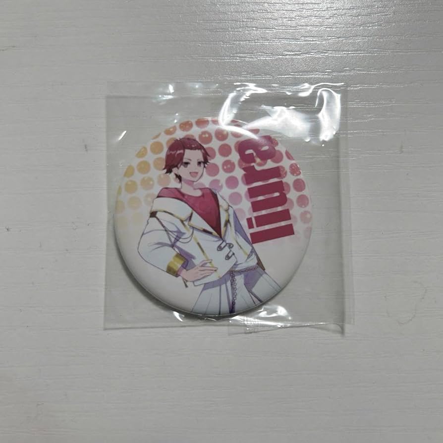 Amazon.co.jp: いれいす 恋の約束 りうら 缶バッジ : おもちゃ