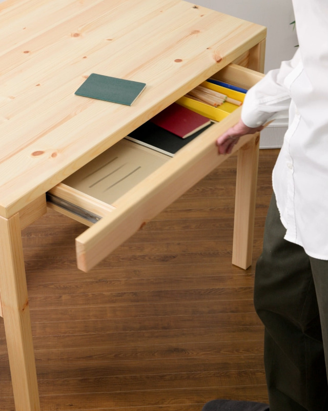 Amazon.co.jp: 無印良品 パイン材デスク 幅86×奥行58×高さ70cm