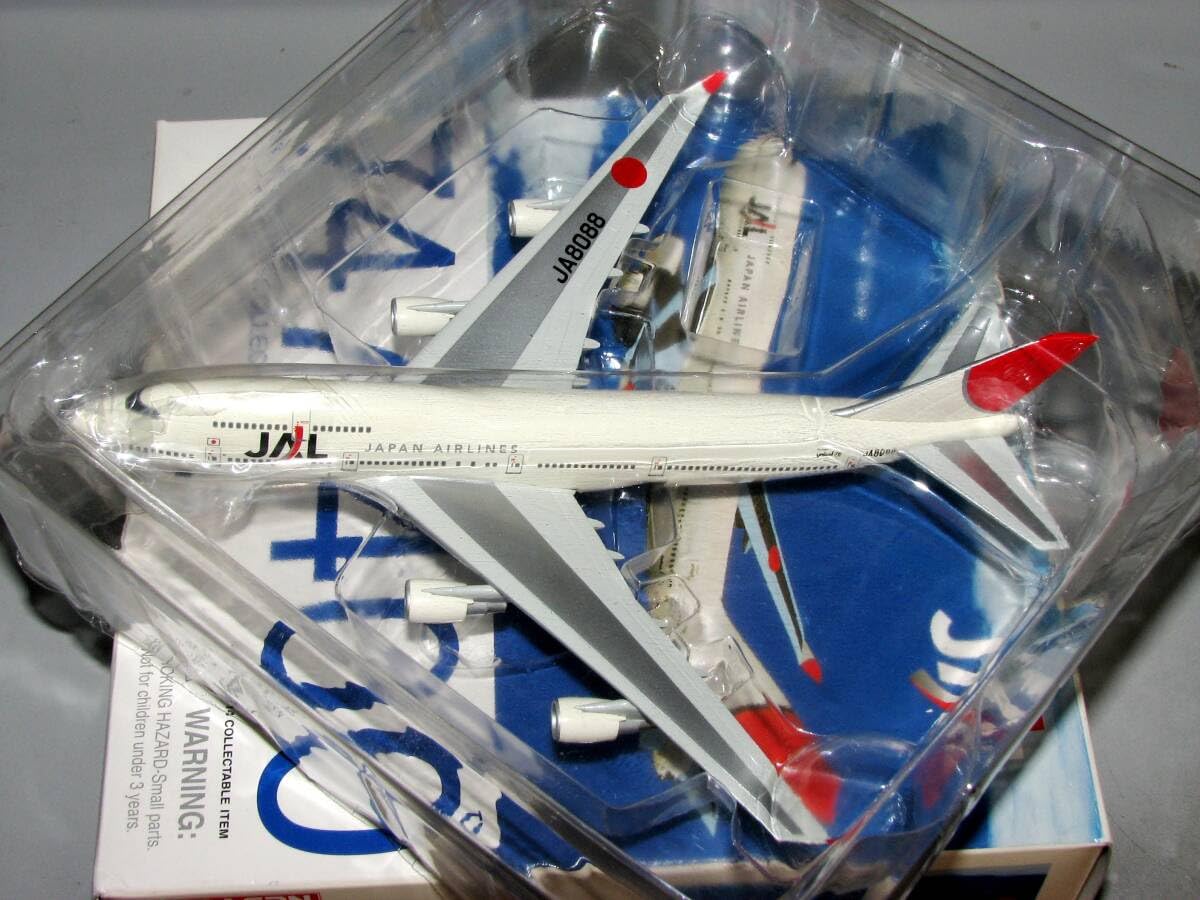 Amazon.co.jp: ドラゴン 1/400 ボーイング 747-400 JAL/日本航空