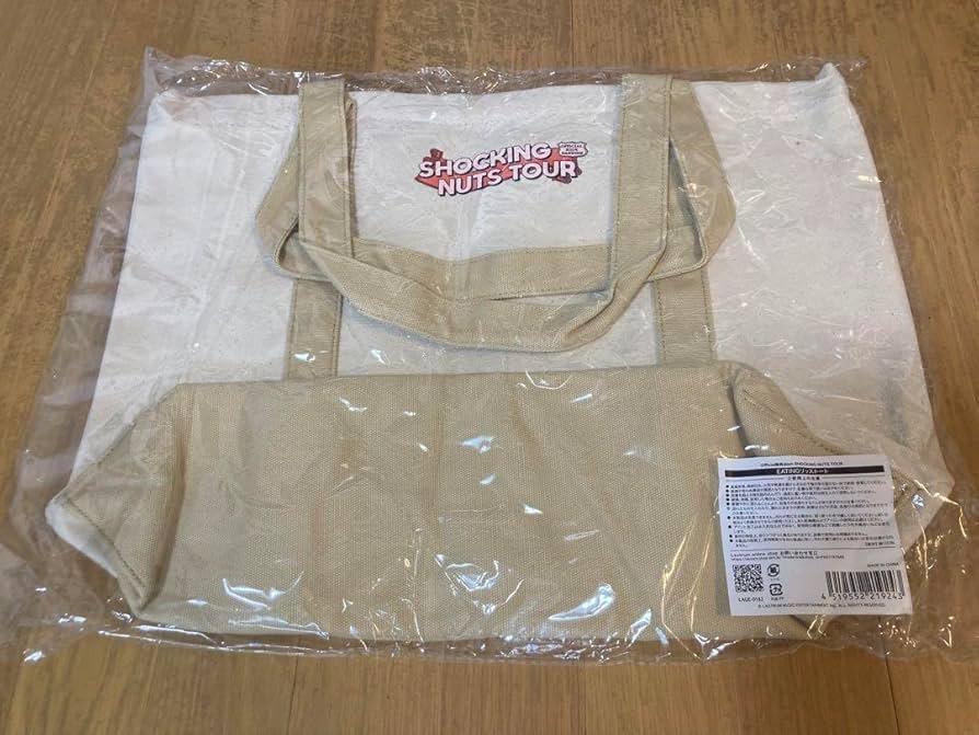 Amazon.co.jp: Official髭男dism SHOCKING NUTS TOURトートバッグ