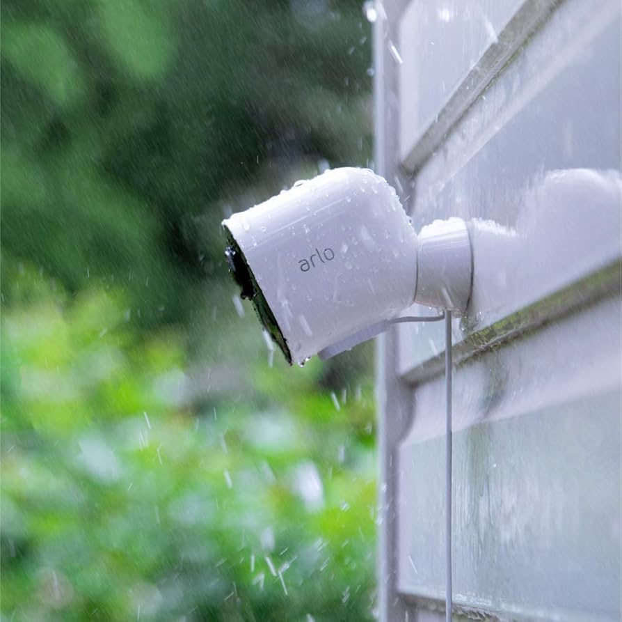 Arlo Technologies Ultra - 4K UHD Wire-Free Security 2 Camera