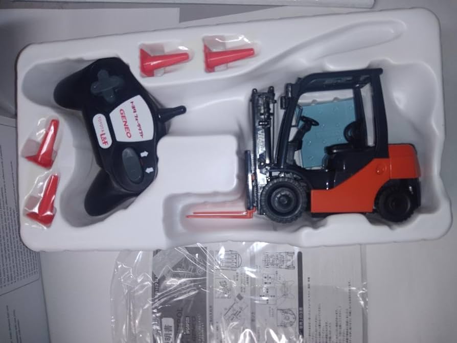 Amazon.co.jp: トヨタL&Fラジコン フォークリフト : おもちゃ