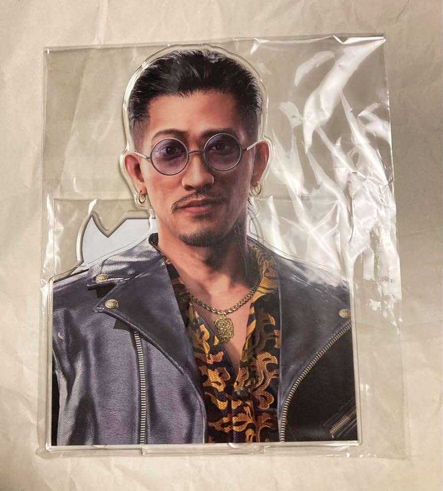 Amazon.co.jp: 龍が如く レジェンドの極くじ趙天佑 アクリルスタンド