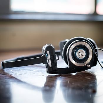 Amazon.co.jp: Koss PortaPro On Ear Headphones with ケース (Black