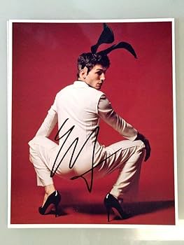 Amazon.co.jp: エズラミラー直筆サイン入り写真…Ezra Miller… : おもちゃ