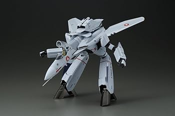 Amazon.co.jp: マクロスゼロ 完全変形VF-0A フェニックス 工藤シン搭乗