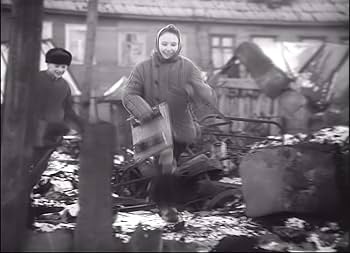 Amazon.co.jp: 動くな、死ね、甦れ! Blu-ray : パーヴェル・ナザーロフ