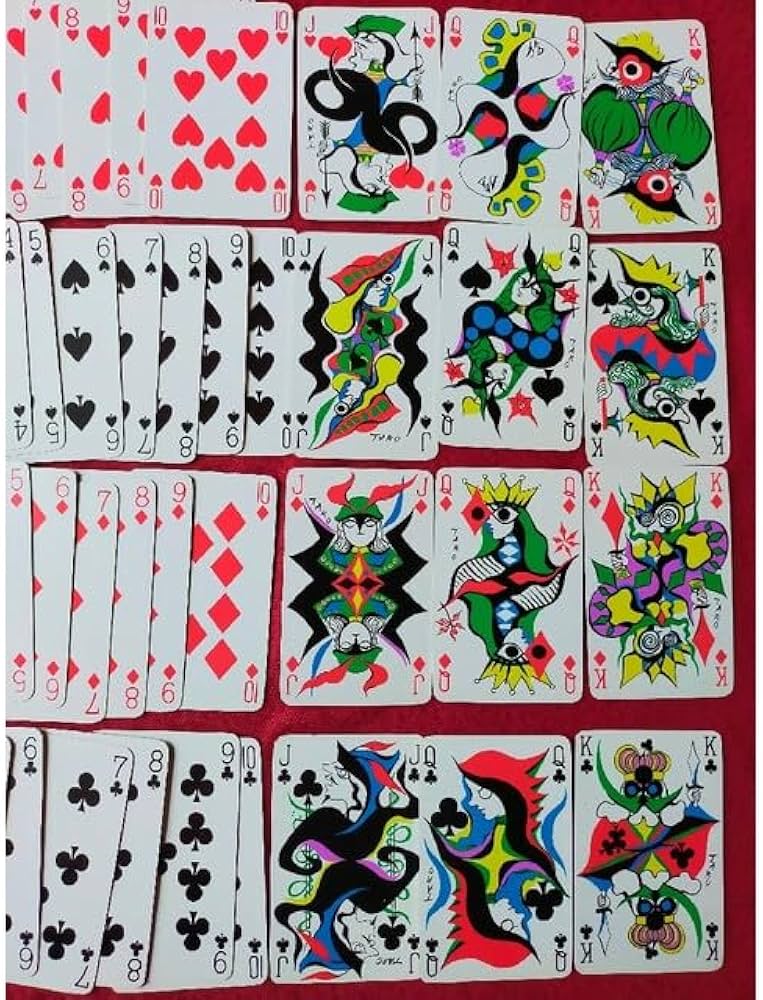 Amazon.co.jp: 岡本太郎 トランプ カード : おもちゃ