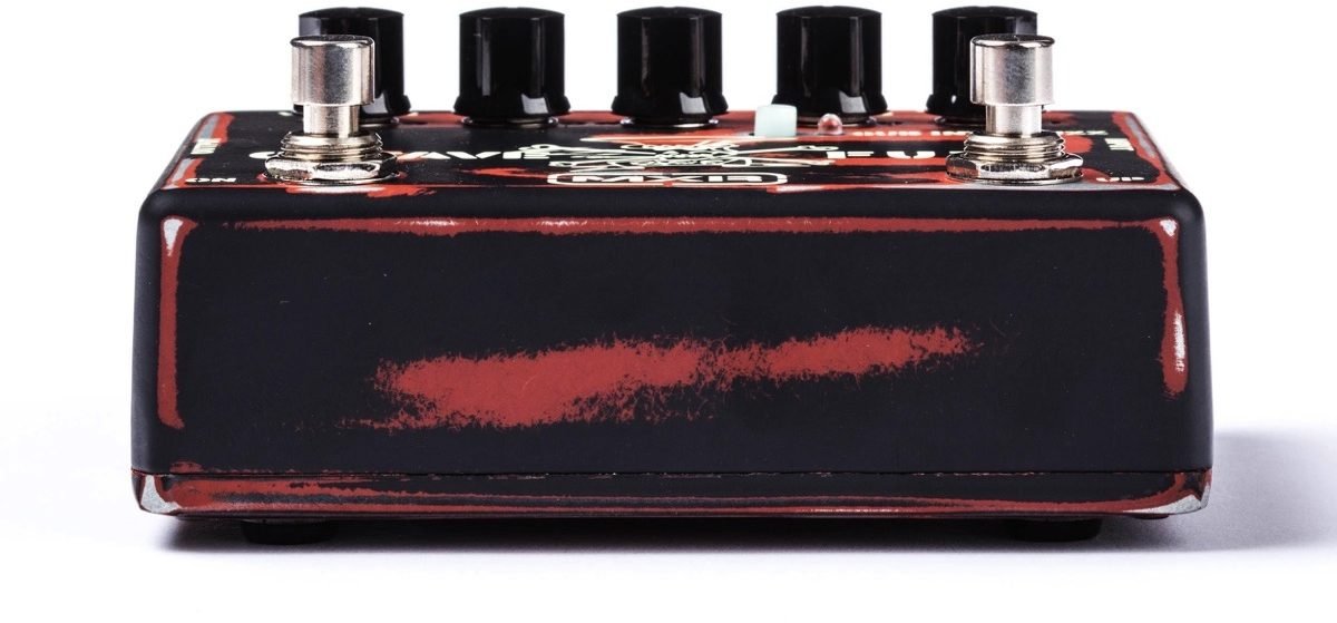 Amazon.com: MXR SF01 Slash Octave Fuzz Effects Pedal Bundle with 4