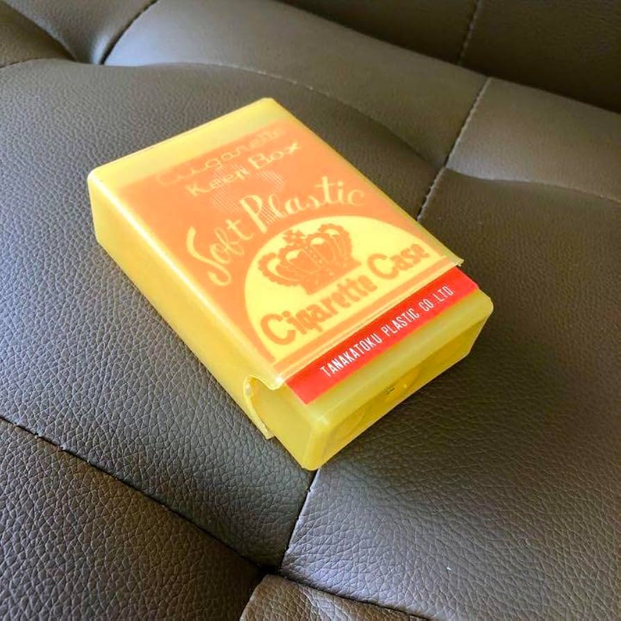 Amazon.co.jp: 貴重アンティーク昭和レトロシガレットケースソフトプラ