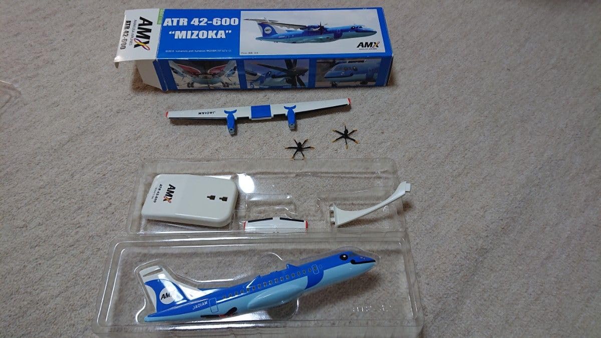 Amazon.co.jp: 3 10 ATR 42-600 モデルプレーン1 100 天草エアライン