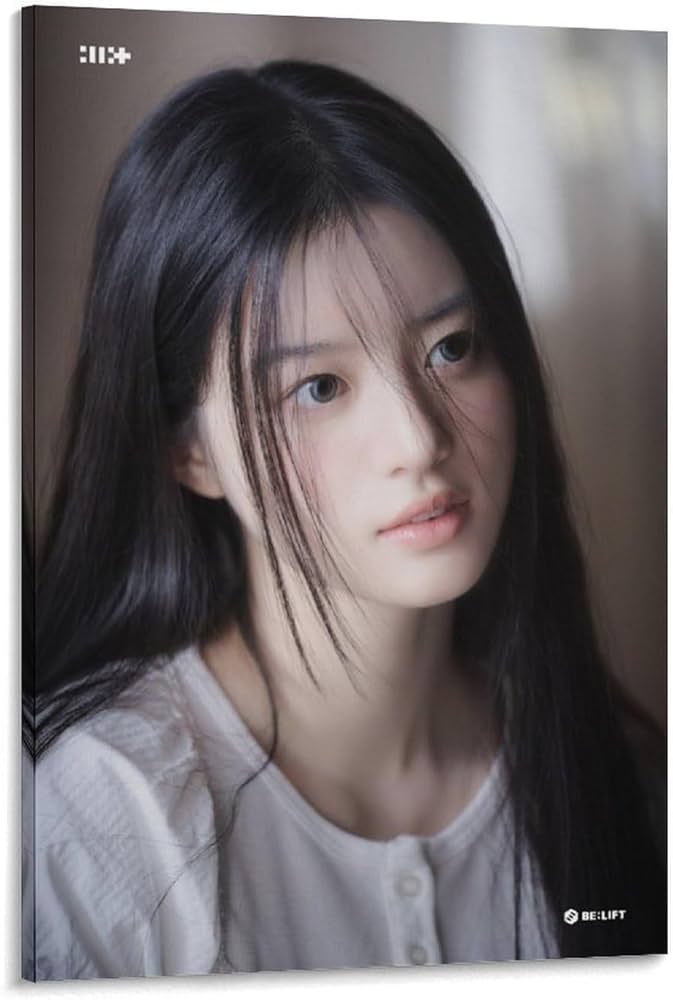 Amazon.co.jp: MINJU ミンジュ ILLIT アイリット SUPER REAL ME Behind