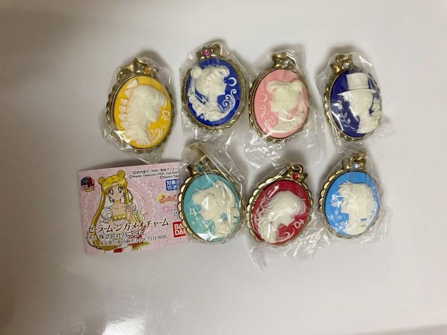 Amazon.co.jp: セーラームーン カメオチャーム コンプリート7種美少女