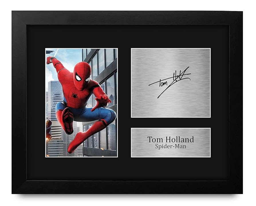 Amazon.co.jp: HWC Trading Tom Holland ギフト USL フレーム入り