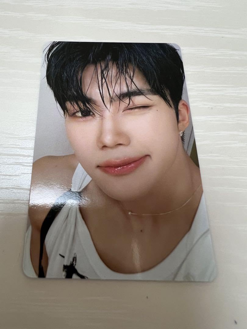 Amazon.co.jp: zb1 ゼベワン SUNSHOWER ver 封入トレカ パクゴヌク