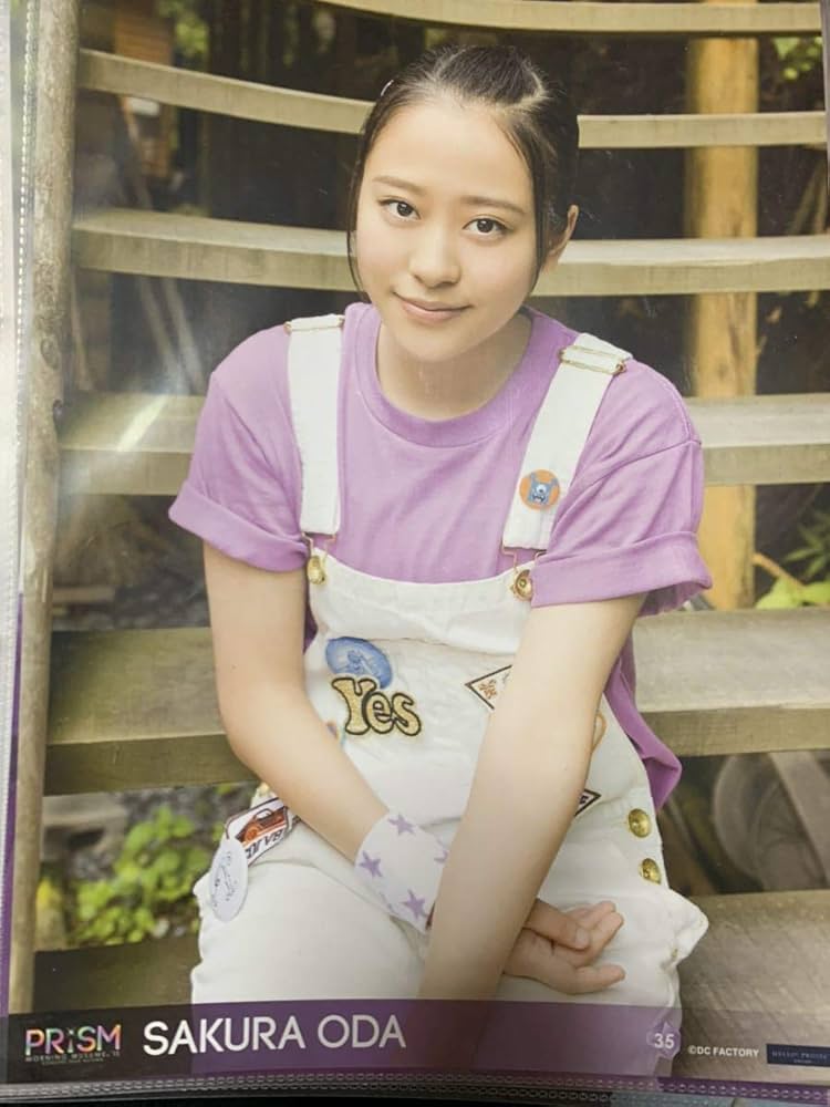 Amazon.co.jp: 小田さくら 35 コレクションピンナップポスター