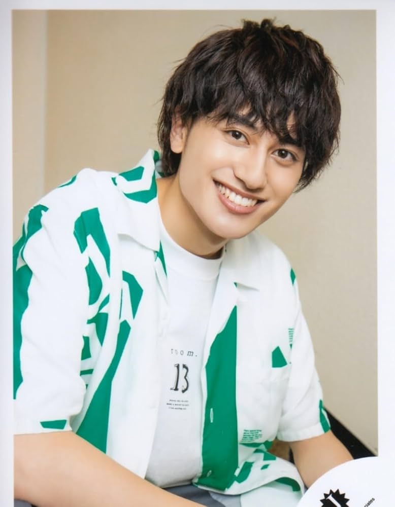 Amazon.co.jp: Aぇ! group 公式 生 写真（小島健）AGK00335 : おもちゃ