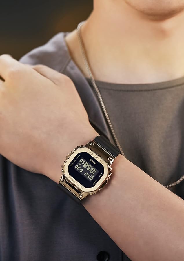 Amazon.co.jp: [カシオ] 腕時計 ジーショック 【国内正規品】 GM