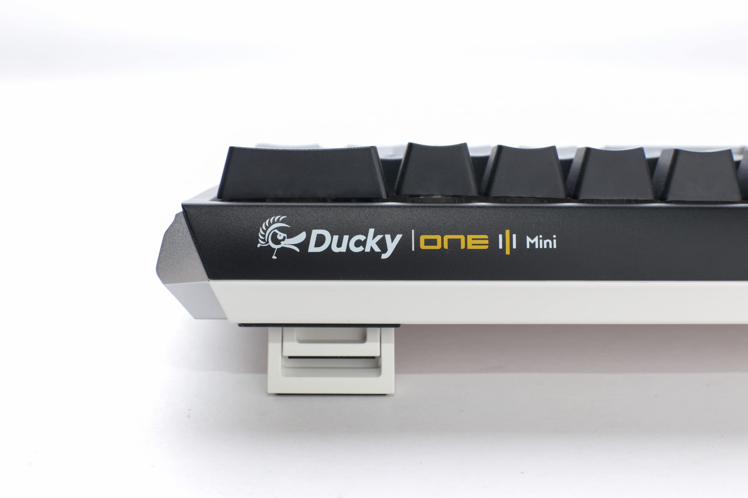 Amazon.com: Ducky One 3 Mini 60% Mechanical Keyboard: Quack