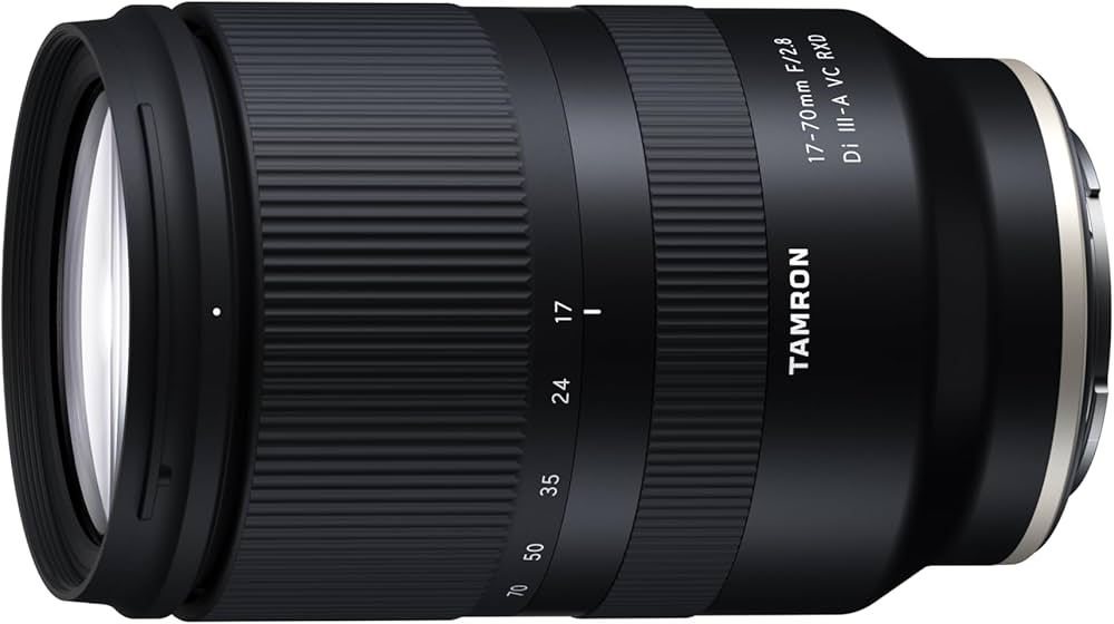 TAMRON APS-C aynasız sistem kameraları için 17-70mm F/2.8 Di III-A