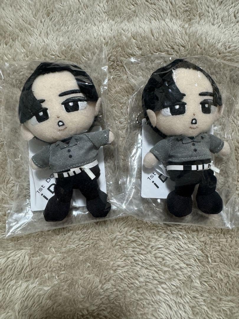 Amazon.co.jp: SnowMan 目黒蓮 すのチル ぬいぐるみ 2つセット : おもちゃ