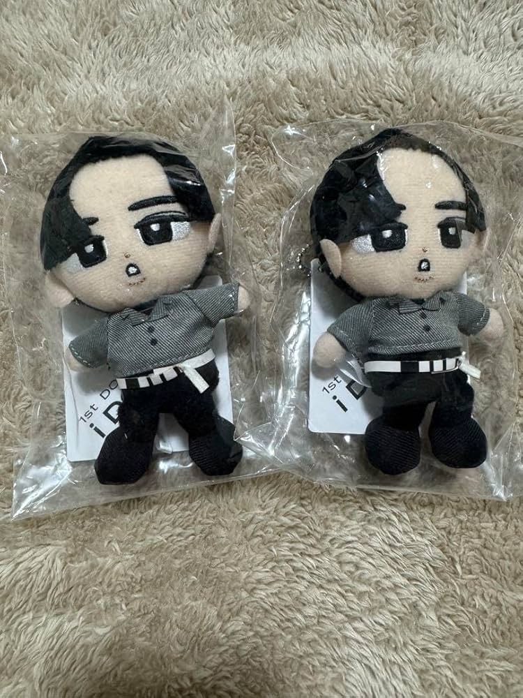 Amazon.co.jp: SnowMan 目黒蓮 すのチル ぬいぐるみ 2つセット : おもちゃ