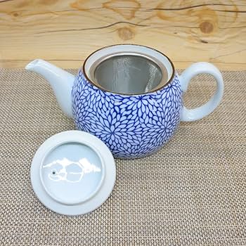 Amazon | 急須 有田焼 華菊青丸ポット 花柄｜和食器 陶器 三階菱 | 三