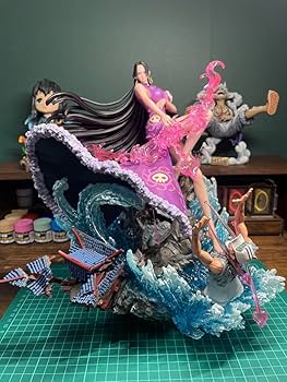 Amazon | ONE PIECE ボアハンコック フィギュア ガレージキット