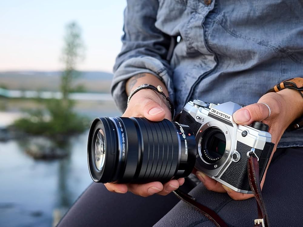 Amazon.co.jp: OM SYSTEM/オリンパス OM-5 ボディー シルバー : DIY