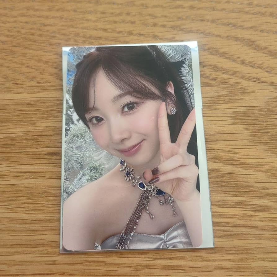 Amazon.co.jp: NiziU AWAKE ミイヒ MIIHE 特典カード : おもちゃ