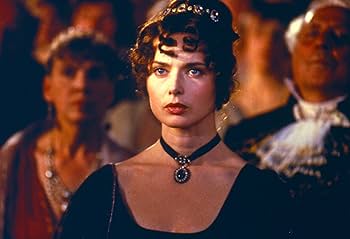 Amazon.co.jp: 不滅の恋/ベートーヴェン [Blu-ray] : ゲイリー