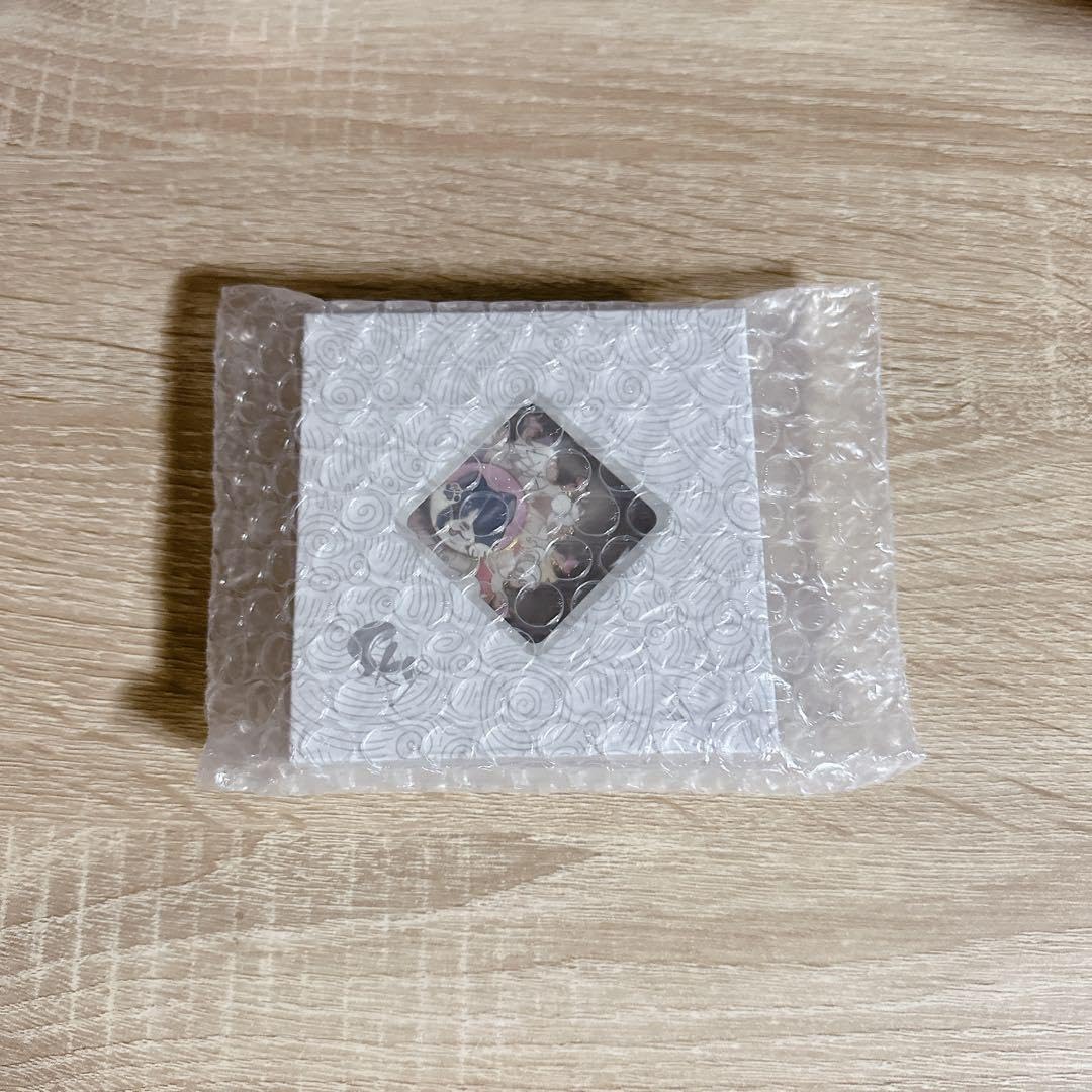 Amazon | Sky 星を紡ぐ子どもたち 草原のひみつ ピンバッジ | バッジ