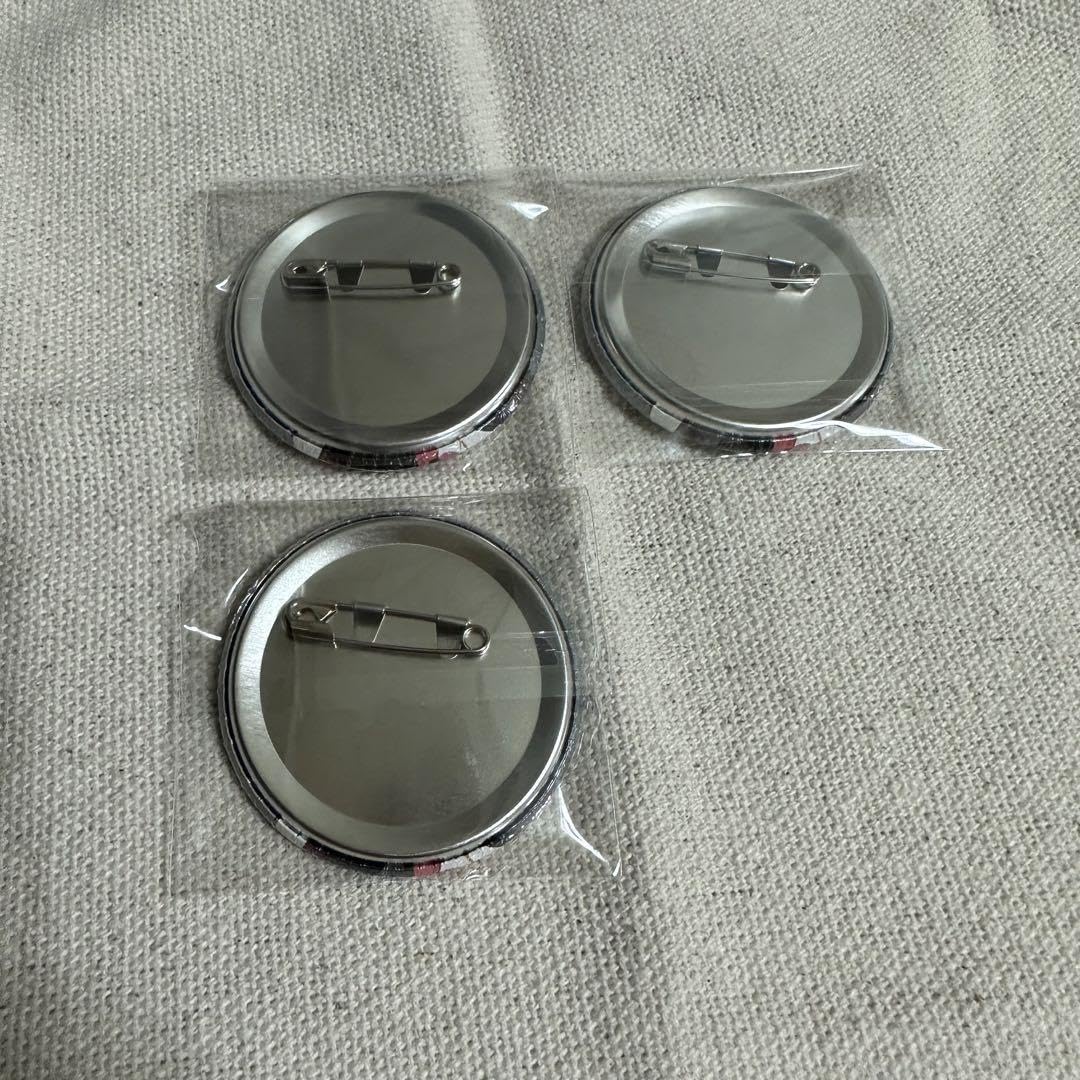 Amazon.co.jp: ビバレン XlamV climb 缶バッジ レオン : おもちゃ